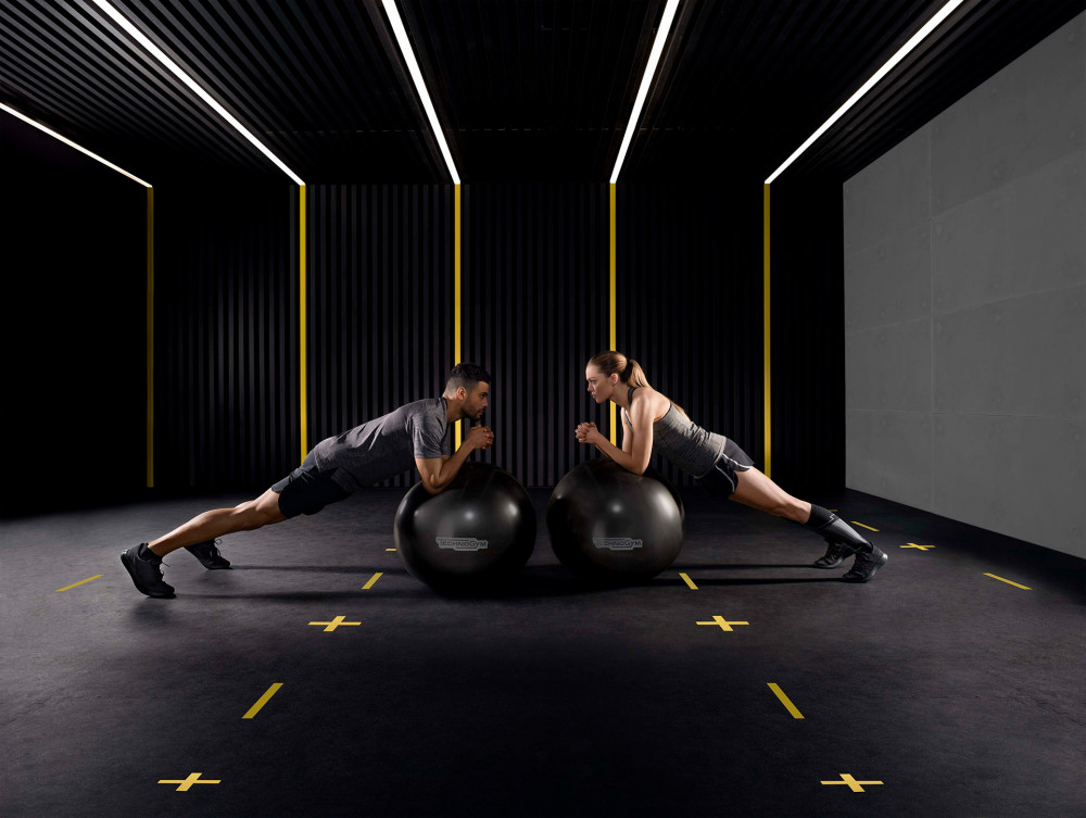 double_density_ball_black_gallery_01_1